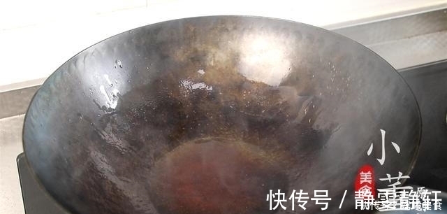 做法|红烧排骨，很多人都做错了，小董教你秘制做法，简单又好吃