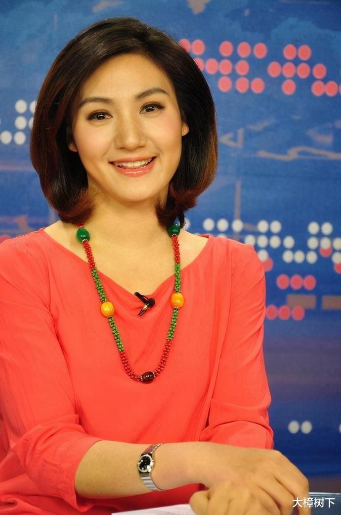 著名主持人|著名主持人狂奔千米后,5分钟内全身瘫痪,如今41岁坐轮椅无人娶