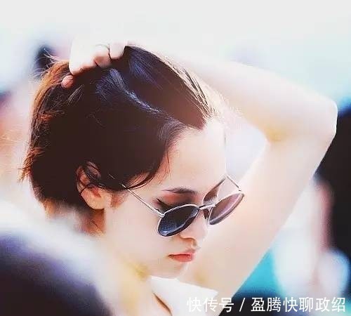 step|女人头发就别披着了，这样扎起来美的连你自己都嫉妒！