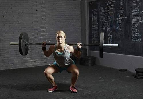 rm|不会练腿的看过来,杠铃深蹲值得学习,练出强悍双腿