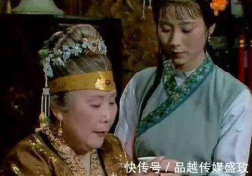 王熙凤|红楼梦中，一个最会装聋作哑的人，就连王熙凤都要佩服她