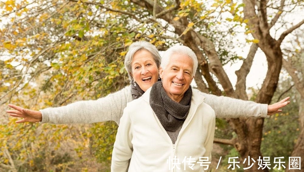 营养物质|40岁到59岁是养生期,记好3个习惯,做好一件事,长寿不是梦