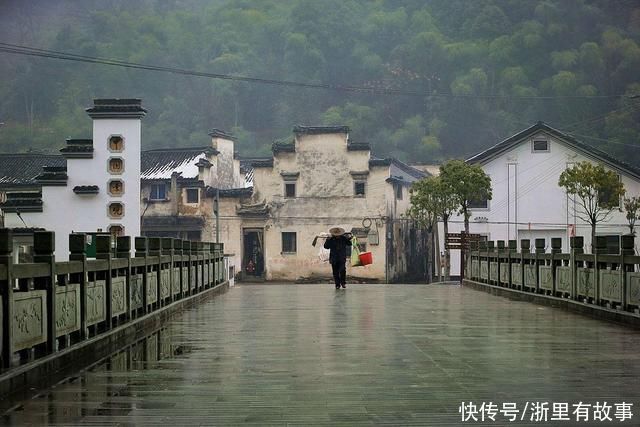 浙江诸暨藏着座千年村落，村民的姓氏很奇怪，村中建筑被称为一绝