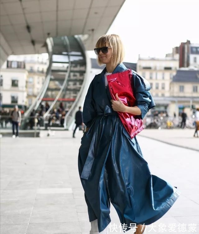 脚踝 高跟鞋失宠了,今年流行这双“奶奶鞋”,搭阔腿裤,时髦还显瘦!