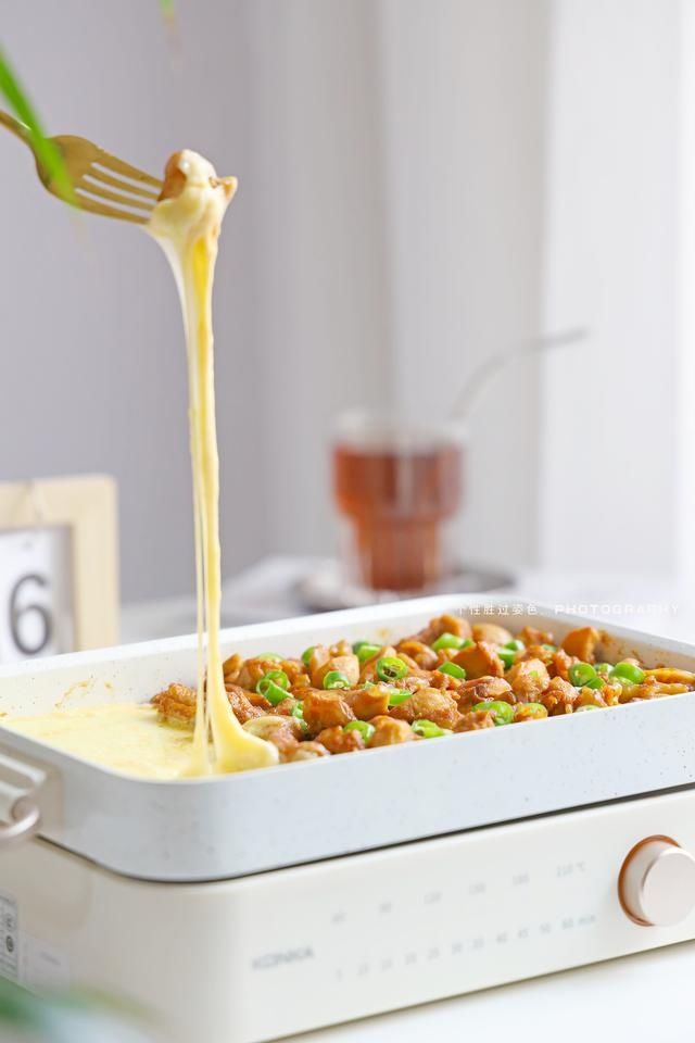 冷飕飕的天气,适合吃顿热腾腾的韩国芝士铁板辣炒鸡