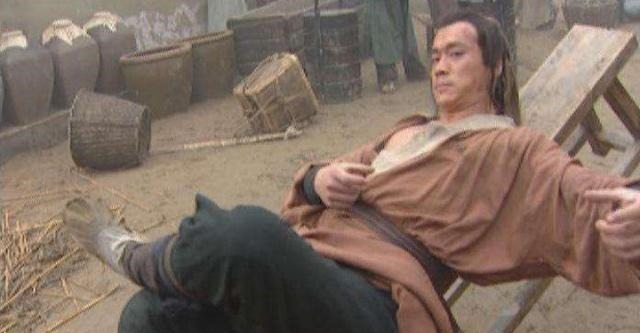 宋江都@梁山上傲气真英雄有5个,武松鲁智深只排2,3名,第1当之无愧!