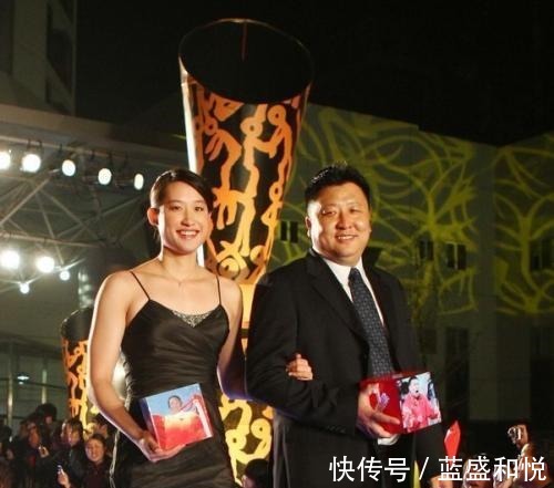 运动员|奥运冠军赠恩师百万豪车,甚至还以身相许,母亲赞同她如此去报恩!