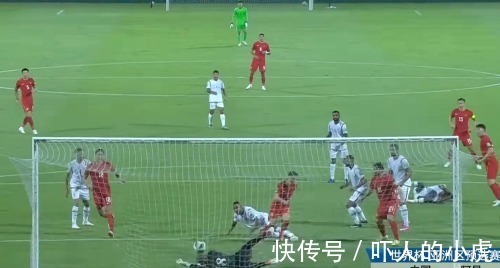 阿曼|国足1-1阿曼!李铁第67分钟换人成转折点,球迷:对不起洛国富