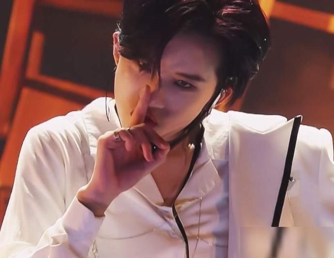 劉雨昕|陸柯燃卡位出道最幸運(yùn)公司老板情況被曝光，她出道真的是奇跡