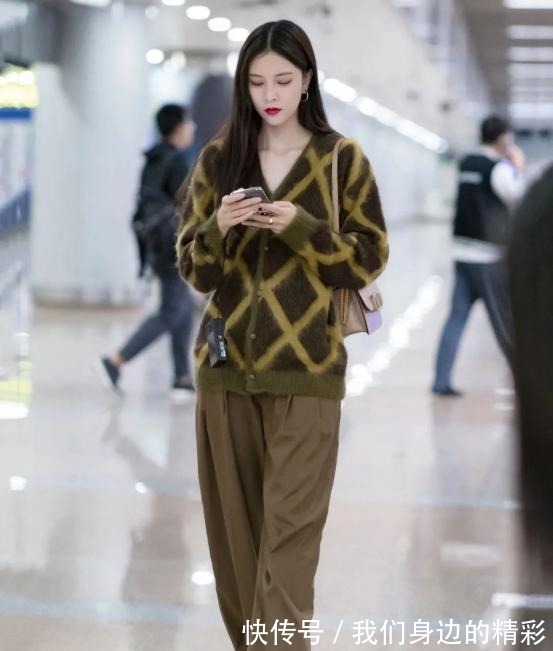 紧身裤 女人爱穿“阔腿裤”，但总搭不对！从挑选到搭配，帮你全搞定！