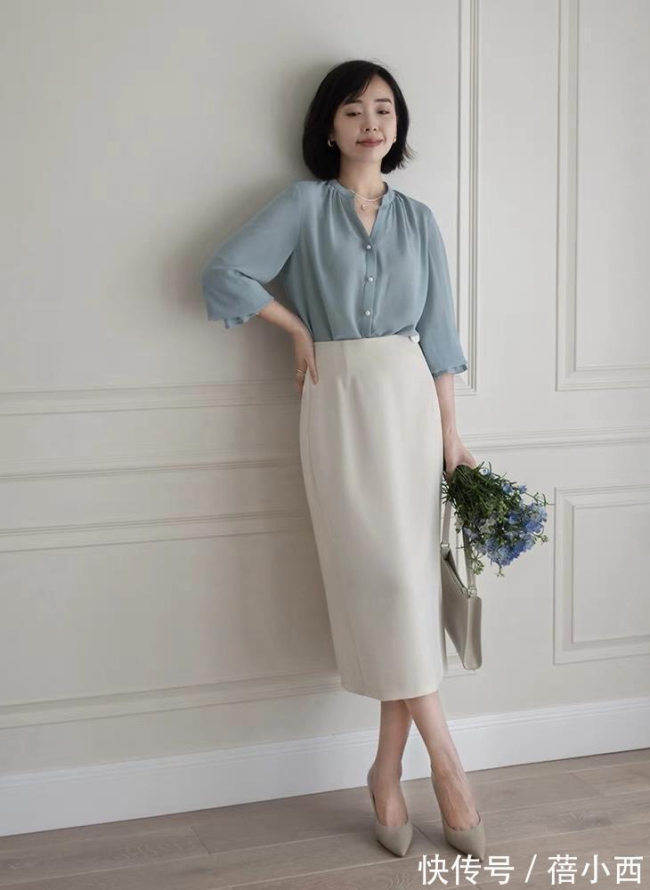 包臀裙 秋季还是穿“过膝裙”最优雅,选这4款搭配毛衣、针织衫,真高级