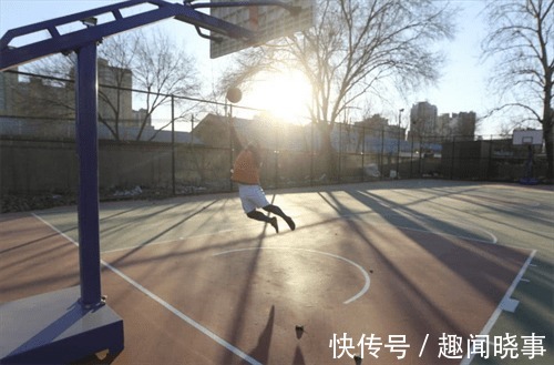 中华人民共和国民法典|北京少年打篮球时受伤，去不了NBA向篮球馆索赔485万，法院判了