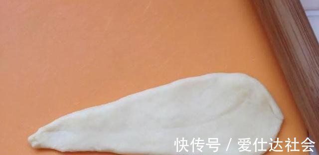 微波炉|大厨教你做懒人面包,记住这几步,不用烤箱也能做出来