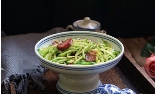 香肠|这菜是“小人参”,1块一斤,鲜嫩美味,我家三天两头吃