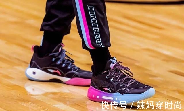 脚感 匹克态极跑鞋“芯”升级，超临界发泡还能怎么玩！