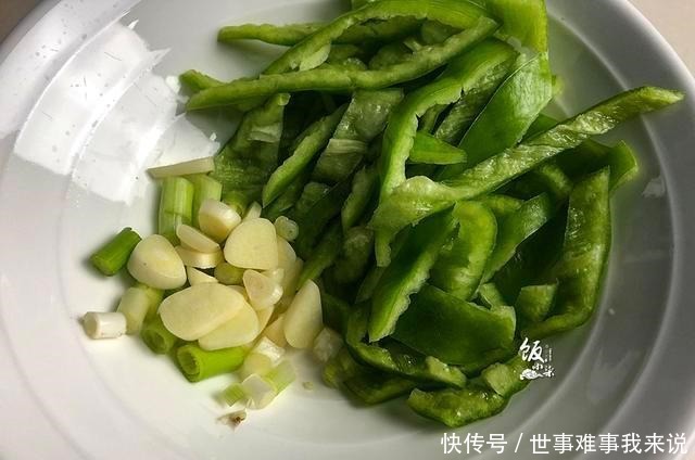 鸡身上最脆嫩的部位,1只鸡就1小个,加辣椒一起炒,越吃越上瘾