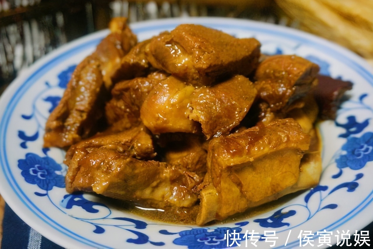炖豆腐|女人爱美常吃三种美食,排毒润肤,延缓衰老,增强皮肤弹性