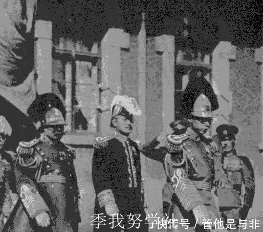 日本|伪满洲国皇帝溥仪检阅部队日本人的傀儡 美国军事网站组图!