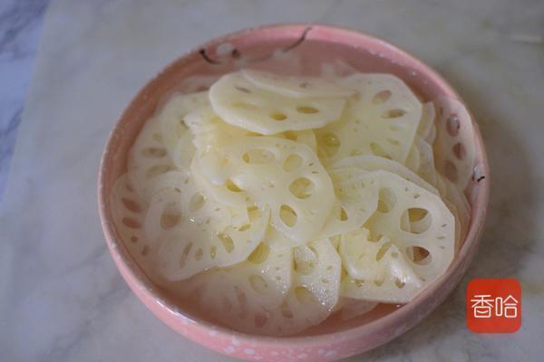 超下饭的莲藕吃法,比肉还抢手,专治夏天没胃口