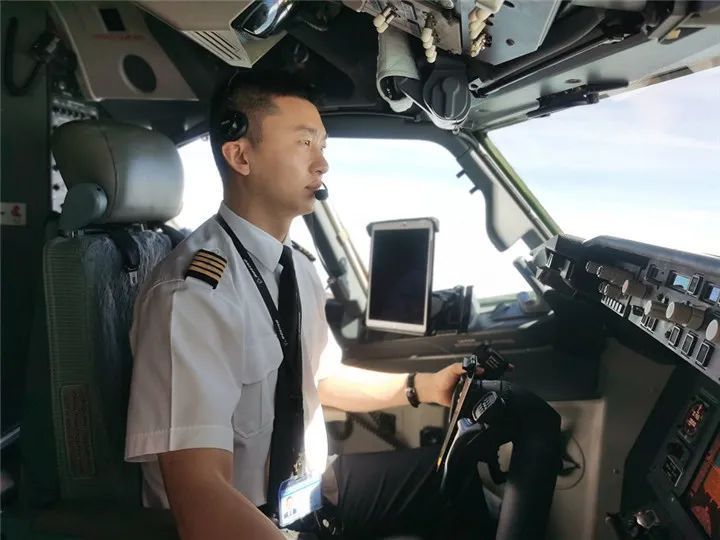 kol|你知道吗?1.85亿男性关注美妆网红博主