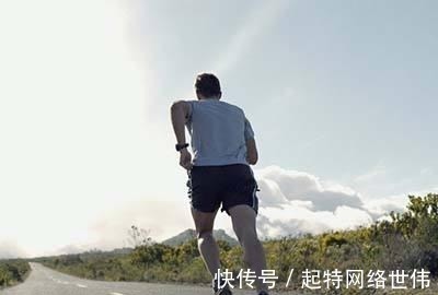 心肺功能|慢跑前三十分钟消耗的是糖原不是脂肪,所以跑30分钟就没用?