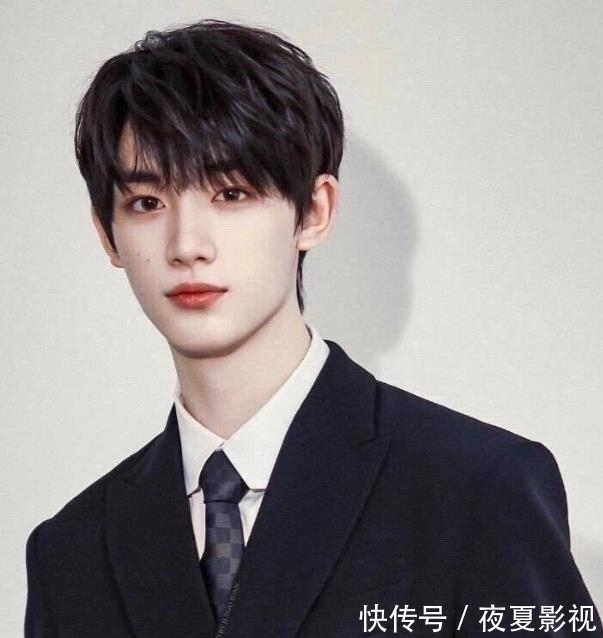 《快本》開啟連續(xù)3天錄制,快樂家族五人回歸,他卻不再參與錄制