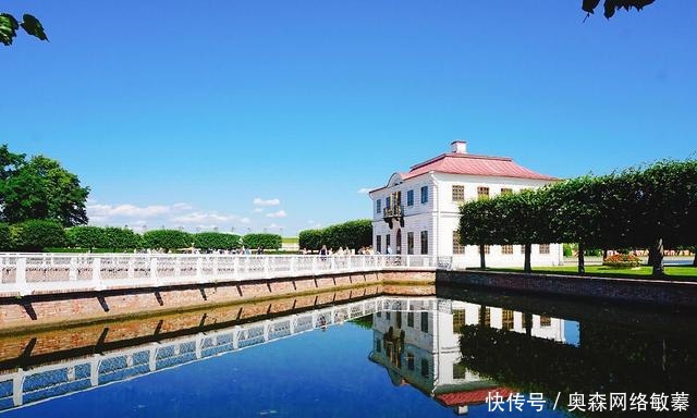 斯大林|它的壮美堪比法国凡尔赛宫，曾被希特勒看中，却被斯大林炸毁