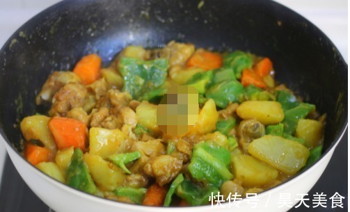 这道菜孩子们都爱吃,跟米饭是绝配,好吃易做,冬天吃最好