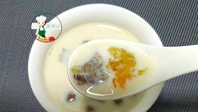 桃胶|夏天,这碱性水果要常吃,和红枣是绝配,每天吃点,脸红润有光泽