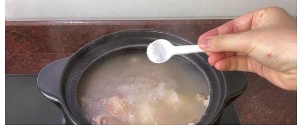 四神汤|立秋后要多喝的养生汤,4种食材一起煮,健脾养颜降秋燥!