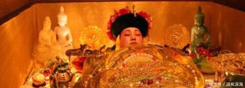 慈禧|孙殿英因缺军费盗慈禧墓,又为何要扒慈禧衣服,原因却是鬼迷心窍!