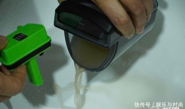 仿生|宝妈爱不释手的神级清洁机,去污除菌一次搞定,小孩再皮也难不倒!