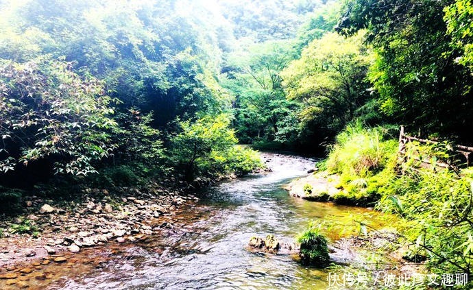 云贵小九寨，飞泉伏流景——铁溪风景区