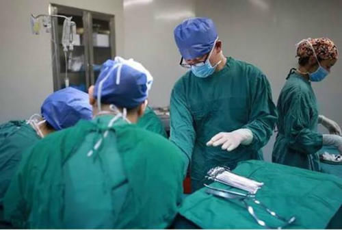 现实|为啥妇产科的“男医生”越来越多?不怕尴尬吗?院长:原因现实