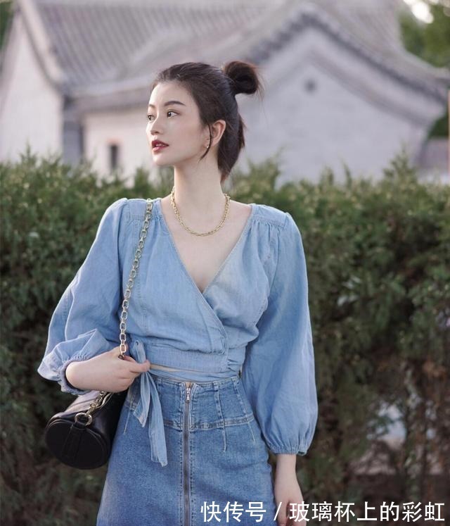 百搭 牛仔裤天天穿，今夏不妨试试这条“牛仔裙”，减龄百搭，还很显瘦！