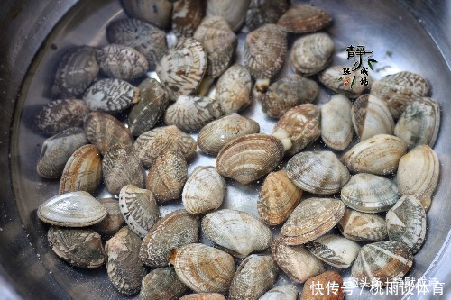  番茄|夏天，鸡蛋换个炒法，味道和营养都翻倍，比番茄炒蛋好吃百倍