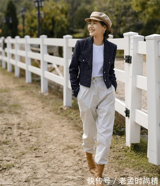 米色|穿“米色”裤子的时候,如何搭配上衣和鞋子?