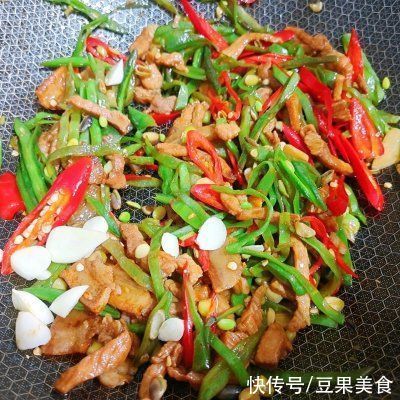 扁豆炒肉丝|丰富餐桌味&amp;健康少油家庭版~扁豆炒肉丝