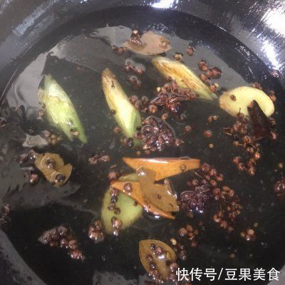 大厨不会告诉你的香卤大棒骨小窍门