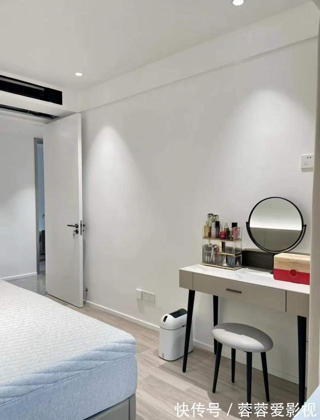 氛围感|江苏90后夫妇拒绝“过度装修”,把110㎡新家装得堪称收纳教科书