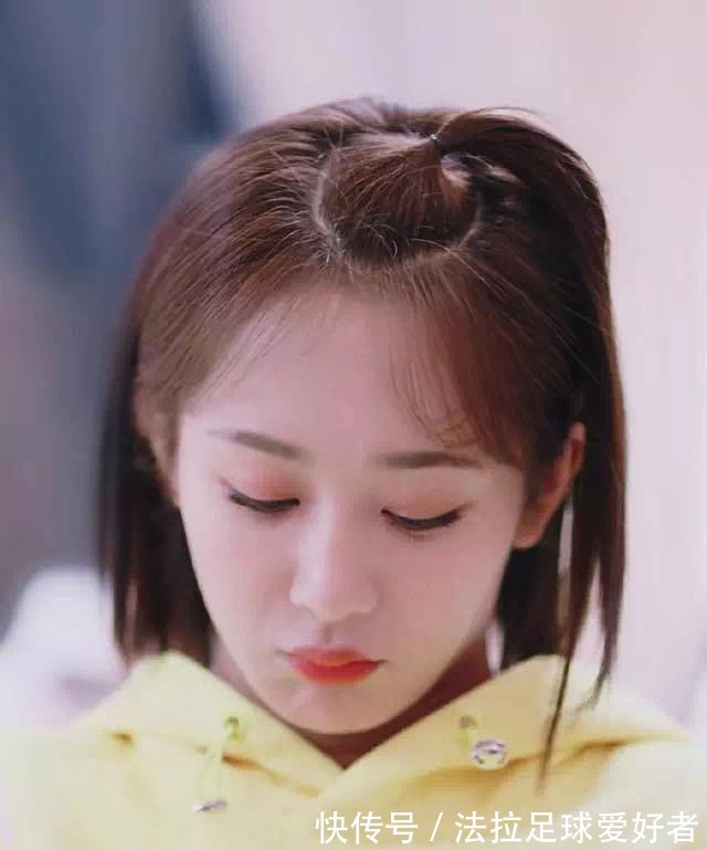 脸型|丸子头已经不流行了,现在流行男女通吃的“苹果头”,减龄显脸小!