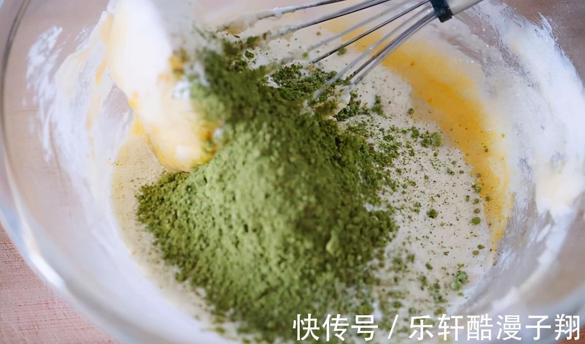 自己在家也可以做出带馅的抹茶吐司,松软香甜,层次分明