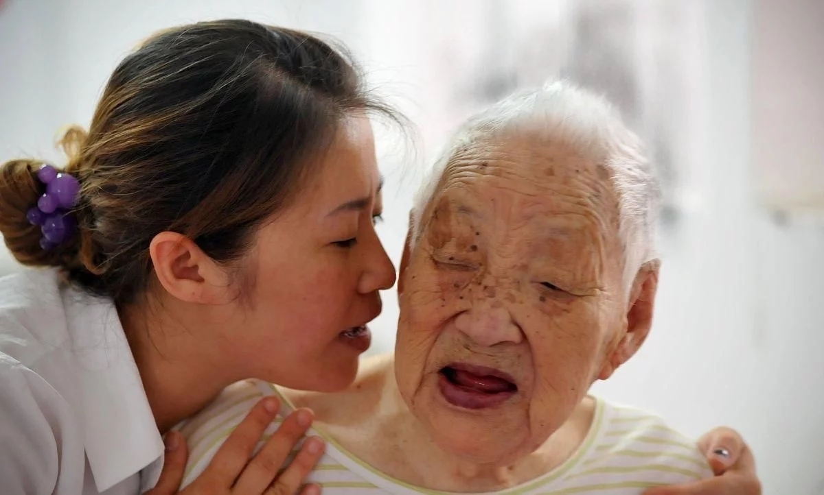 泡脚|老年人养生5大误区,必须注意!老人养生记住4个黄金时段