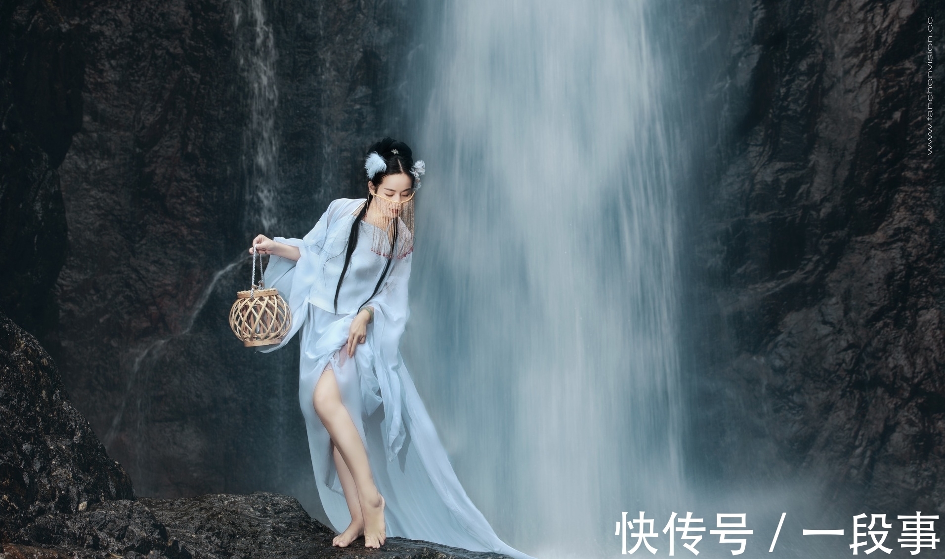 诗奴|诗·九首丨此情此景东西走,醉卧荷边酒几壶?