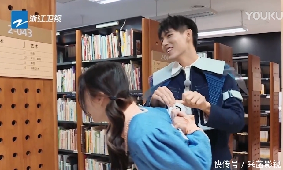 郑恺 《奔跑吧》元老成员越来越没劲:李晨装疯卖傻,baby处处被照顾