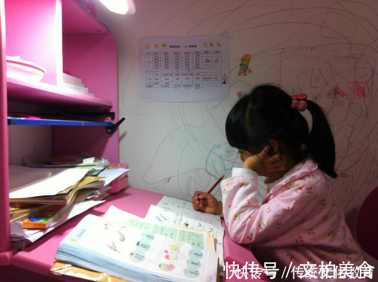 家庭教育|3位学霸妈妈的家庭教育分享:“绝不打扰”原则,小学开始怎么做