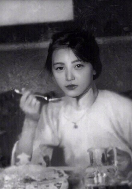 照曝光|林徽因AI修复照曝光 网友怒斥始作俑者:P成网红你好意思?