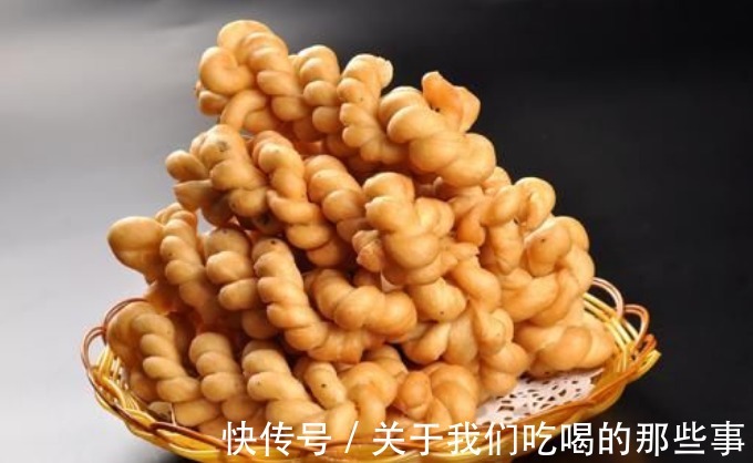 更香|酥脆咸香的炸麻花,简单3步就能做,牢记2个技巧,比买的更香更脆