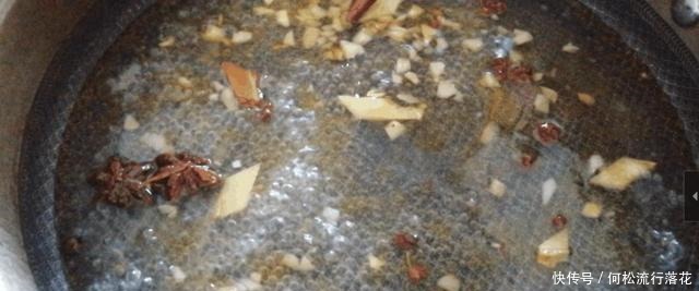 卤汁蒸芋头，步骤虽简单，但调味是关键，口感醇香浓郁让人垂涎