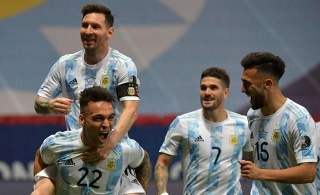 世界杯|惨烈0-0!世预赛犯规大战:39次犯规+7张黄牌,梅西延续14年魔咒